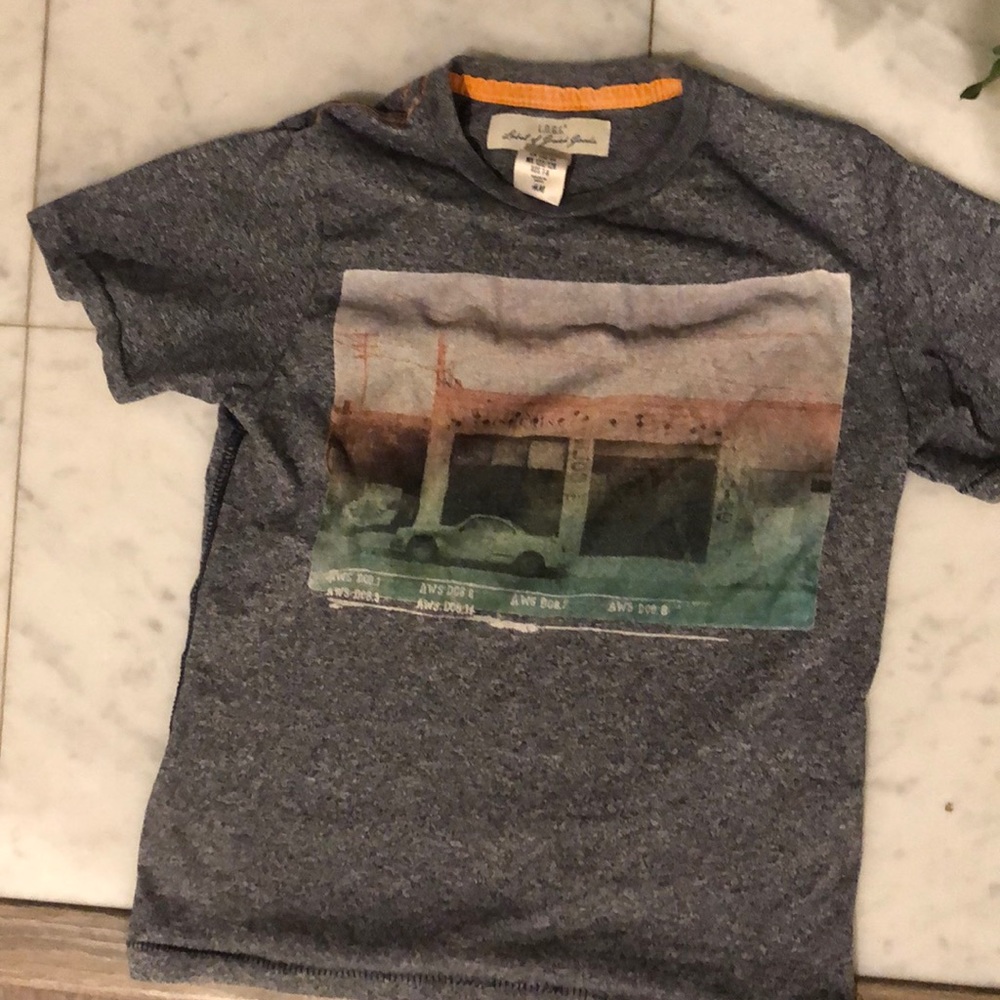 H&M graphic T-Shirt, sz 6-8y